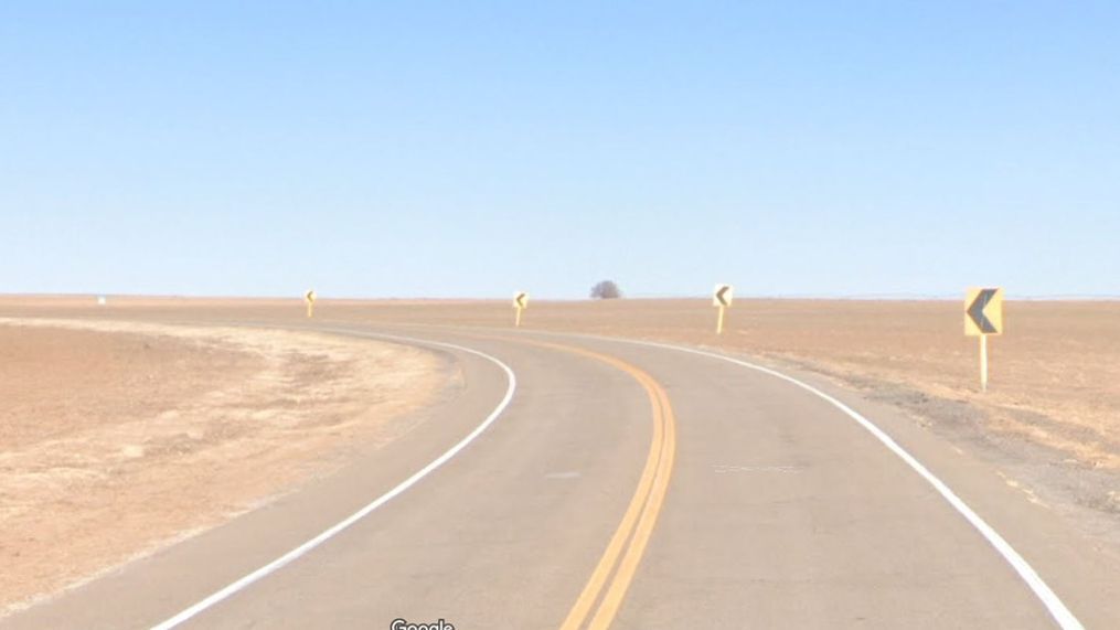 Curve in the road on US 385, 17 miles south of Boise City, Oklahoma{&nbsp;}(Source: Google Maps)