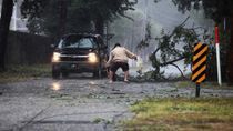 Image for story: Raging Florence causes first fatality in South Carolina